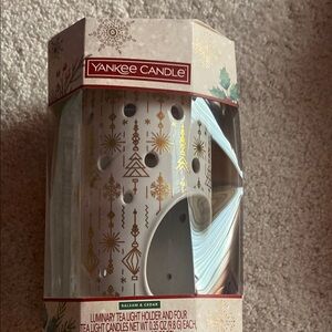Yankee Candle Festive Gold and White Luminary Set
